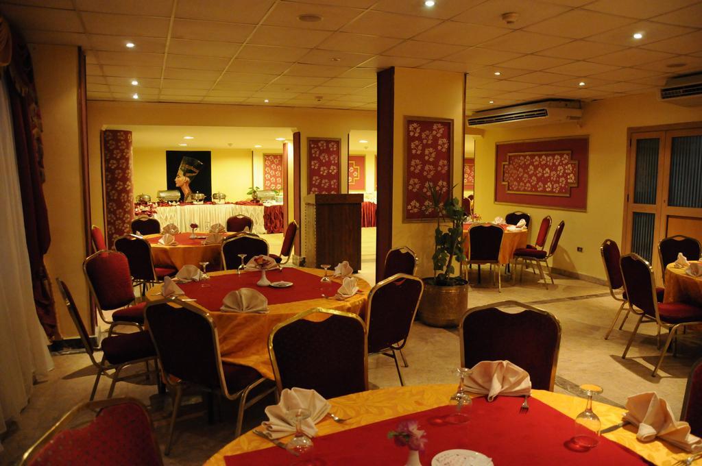 Tiba Pyramids Hotel Giza Extérieur photo